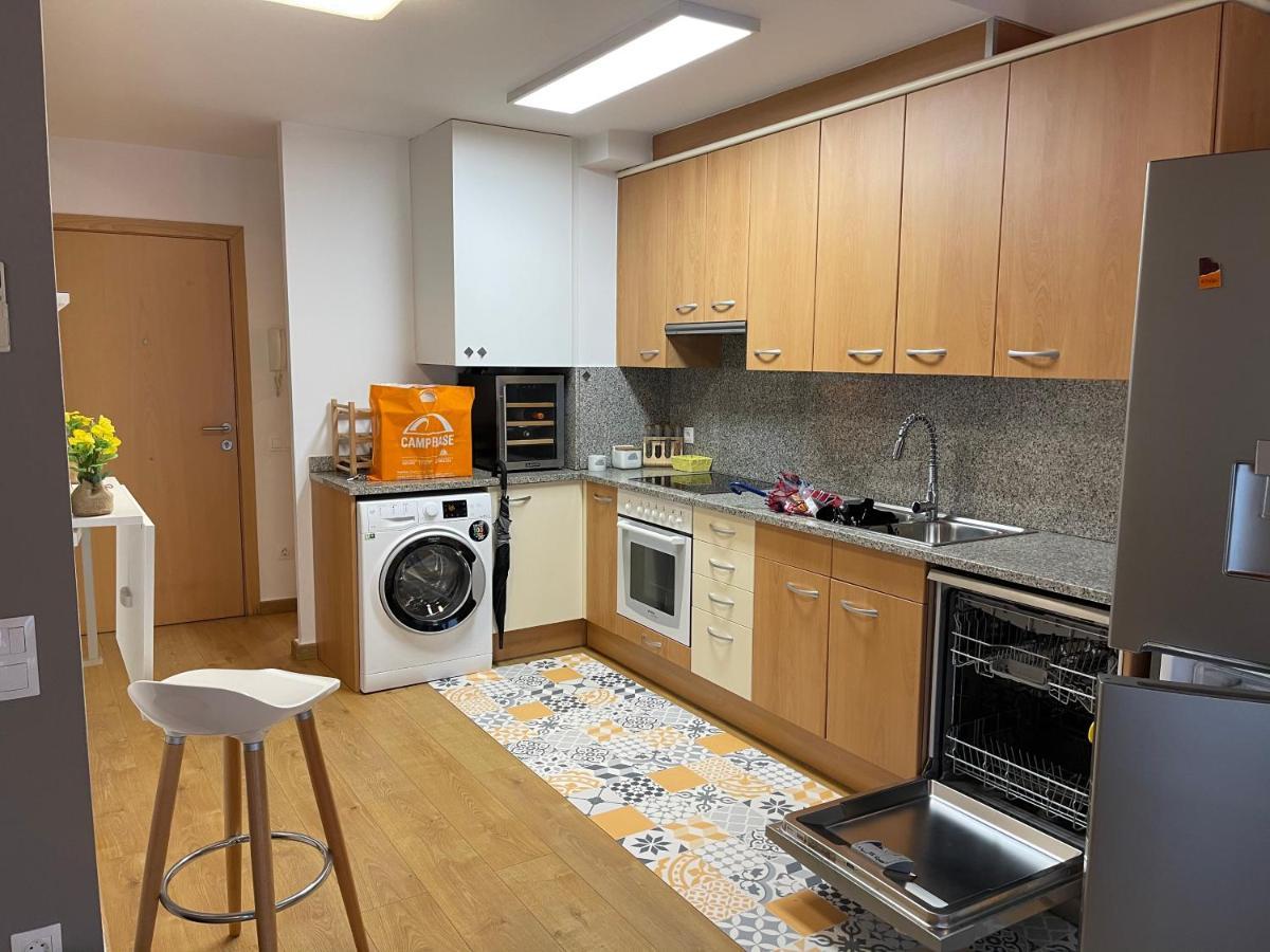 Precioso Apartamento Duplex En El Centro De Olot Apartment Bagian luar foto