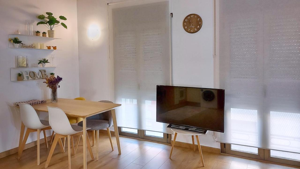 Precioso Apartamento Duplex En El Centro De Olot Apartment Bagian luar foto