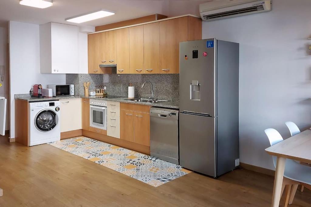 Precioso Apartamento Duplex En El Centro De Olot Apartment Bagian luar foto